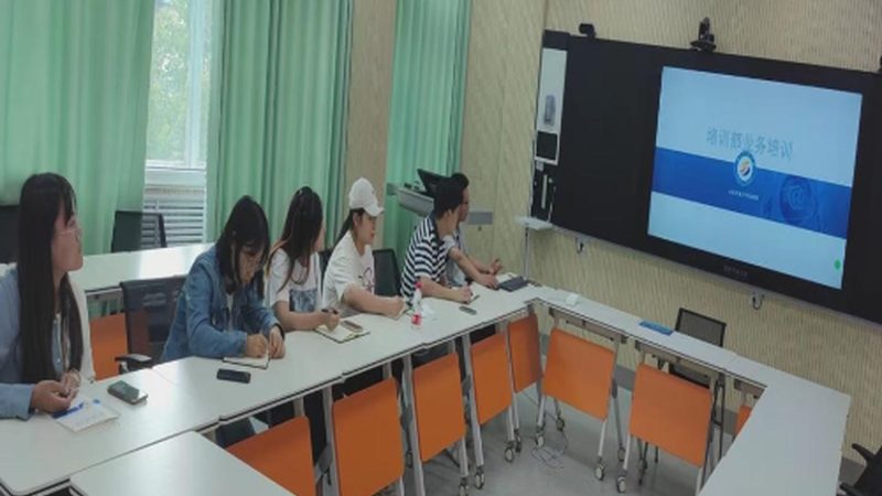 上海成人高考毕业证书样本揭秘：证书背后的价值与意义