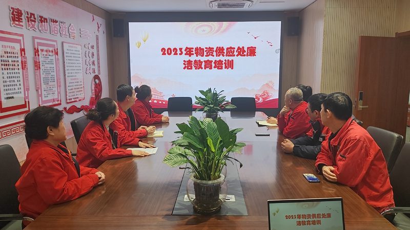 课程设置直接关系到学生的技能掌握程度。在选择学校时，可以从以下几个方面进行考察：