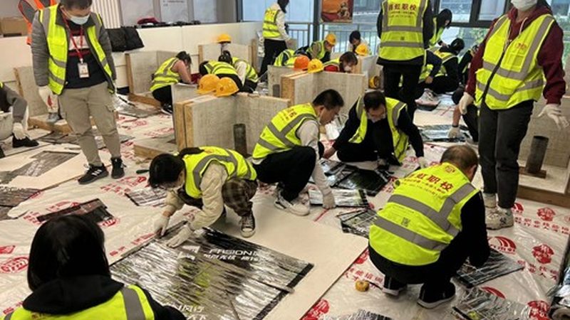 成人学历证报考，如何选择靠谱机构？**